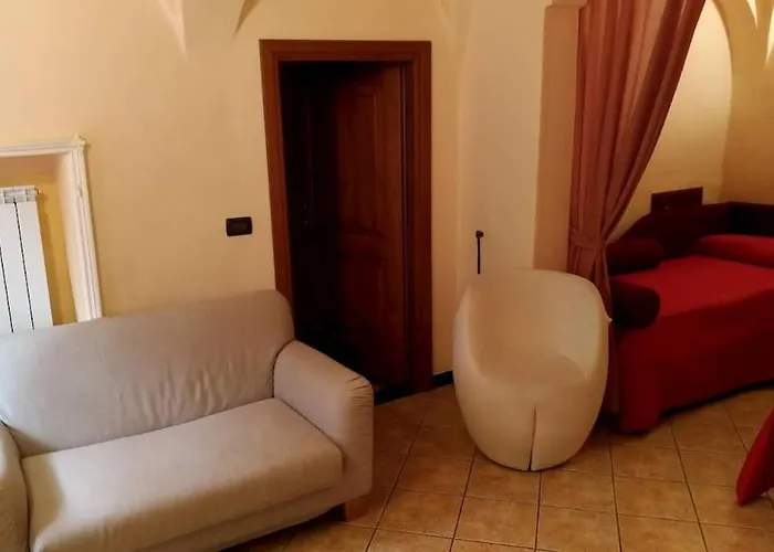 Host4u - Clementi House With Terrace In Cozy Italian Village