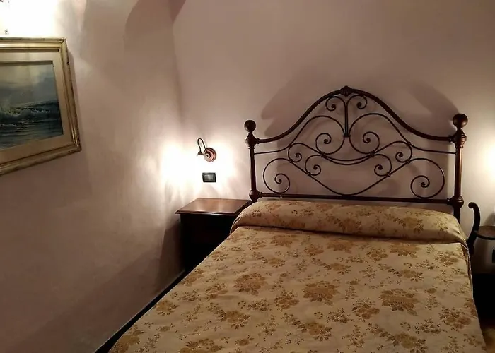 Host4u - Clementi House With Terrace In Cozy Italian Village Civezza
