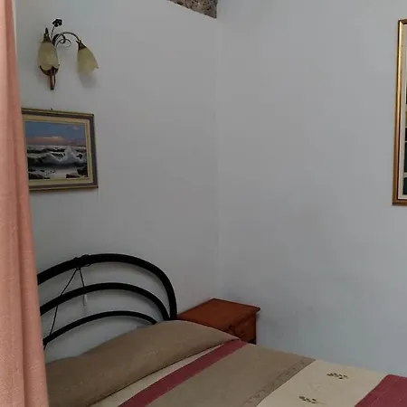 Apartment Agriilgeco Iv - Casa Clementi - By Host4u Civezza