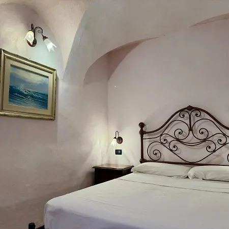Host4u - Il Geco Iv, Con Terrazza Apartament *